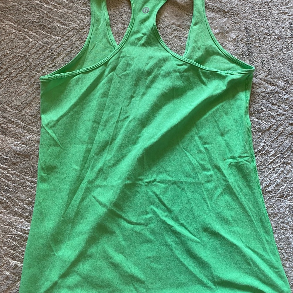 Lululemon tank - Picture 3 of 3